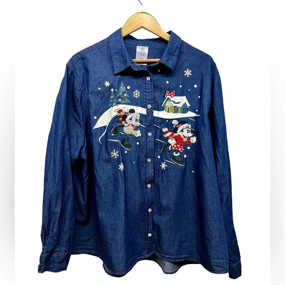 Like New Disney Denim Shirt Mickey Minnie Embroidered Ice Skating 2X - Picture 1 of 9